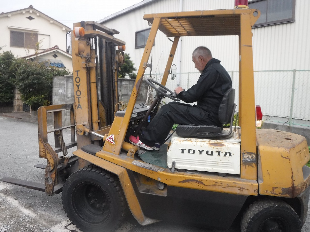 ファイル 2072-2.jpg